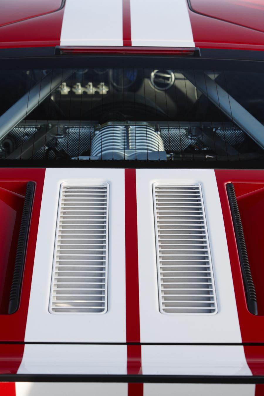  Ford GT 2006 года  (фото 4 из 21)